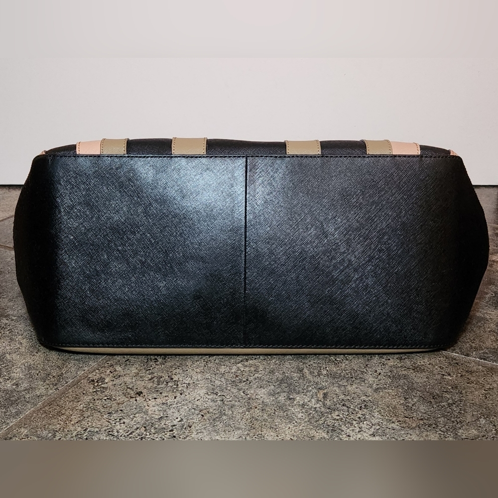 Henri bendel store front tote shoulder bag - Picture 7 of 8